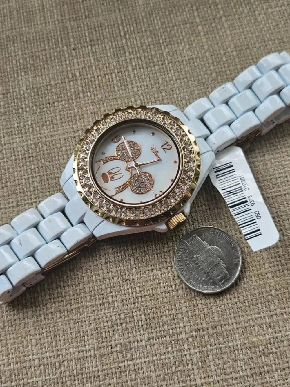 Disney Wristwatch Minnie Mouse Crystals Accent Bezel Analog Accutime Wrist Watch